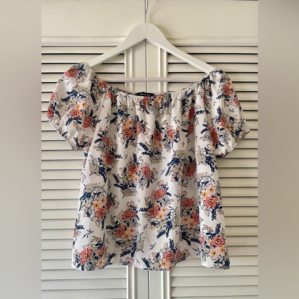 Papaya Women’s Floral Short Sleeve Blouse SZ L